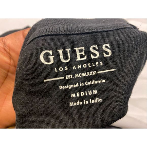 Guess Shirt Mens Medium Black Los Angeles Triangle Graphic Logo - Picture 5 of 5